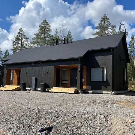 Holiday home Vuokramoekki Laennentupa *